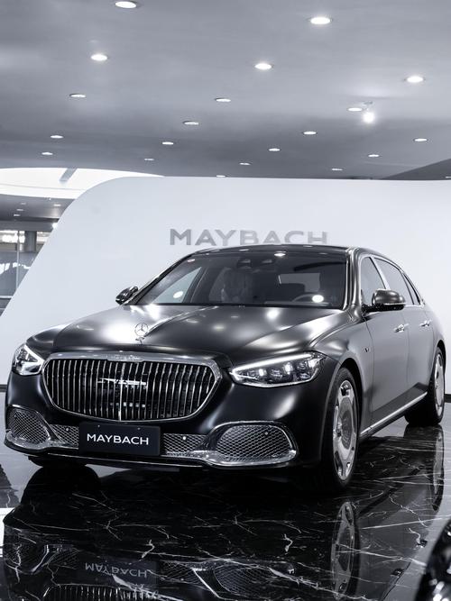 佛山280岚图汽车的售后服务让用户无忧出行，迈巴赫未来的豪华车趋势